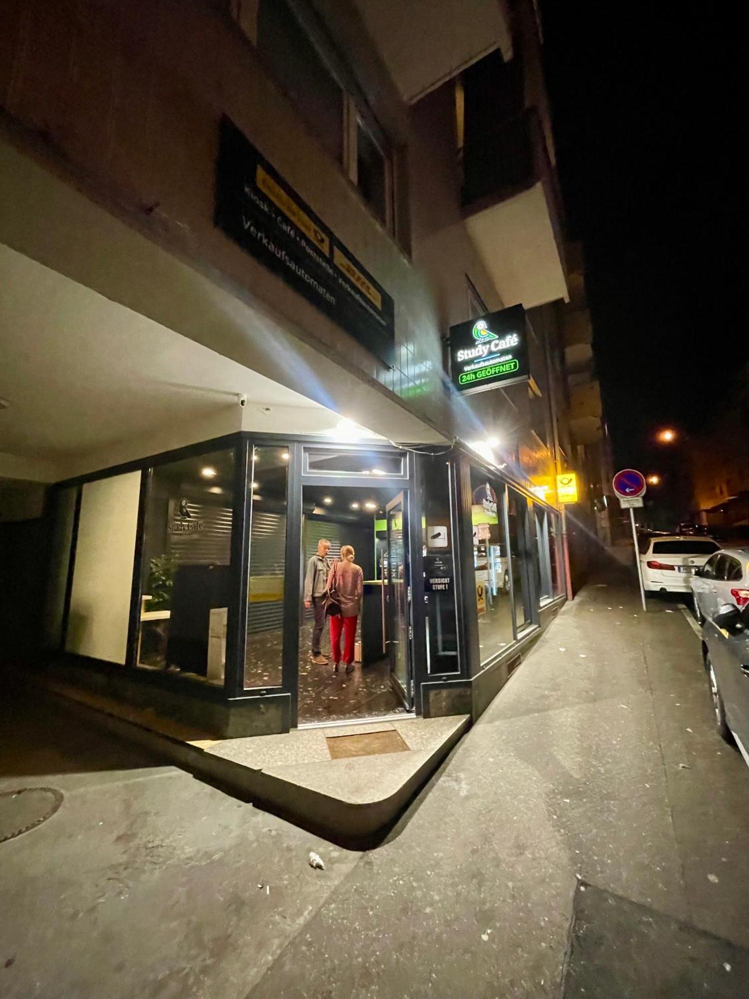 Neu Wunderschoenenes Weisses Apartament Am Schloessle Zentrum Goldstadt Пфорцхайм Экстерьер фото