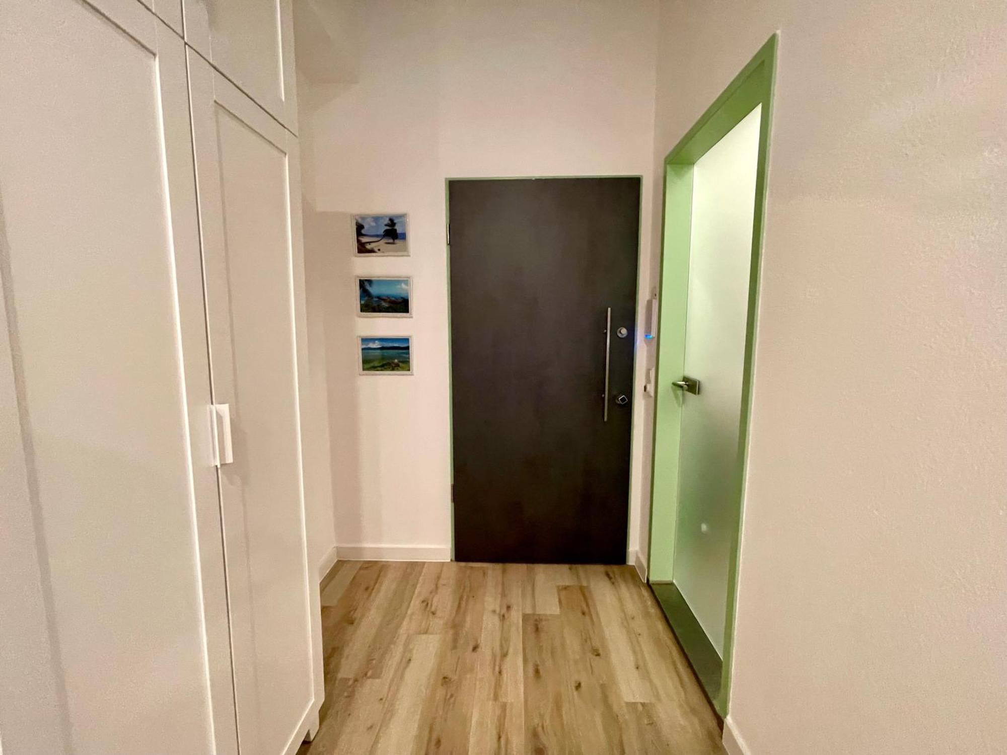 Neu Wunderschoenenes Weisses Apartament Am Schloessle Zentrum Goldstadt Пфорцхайм Экстерьер фото