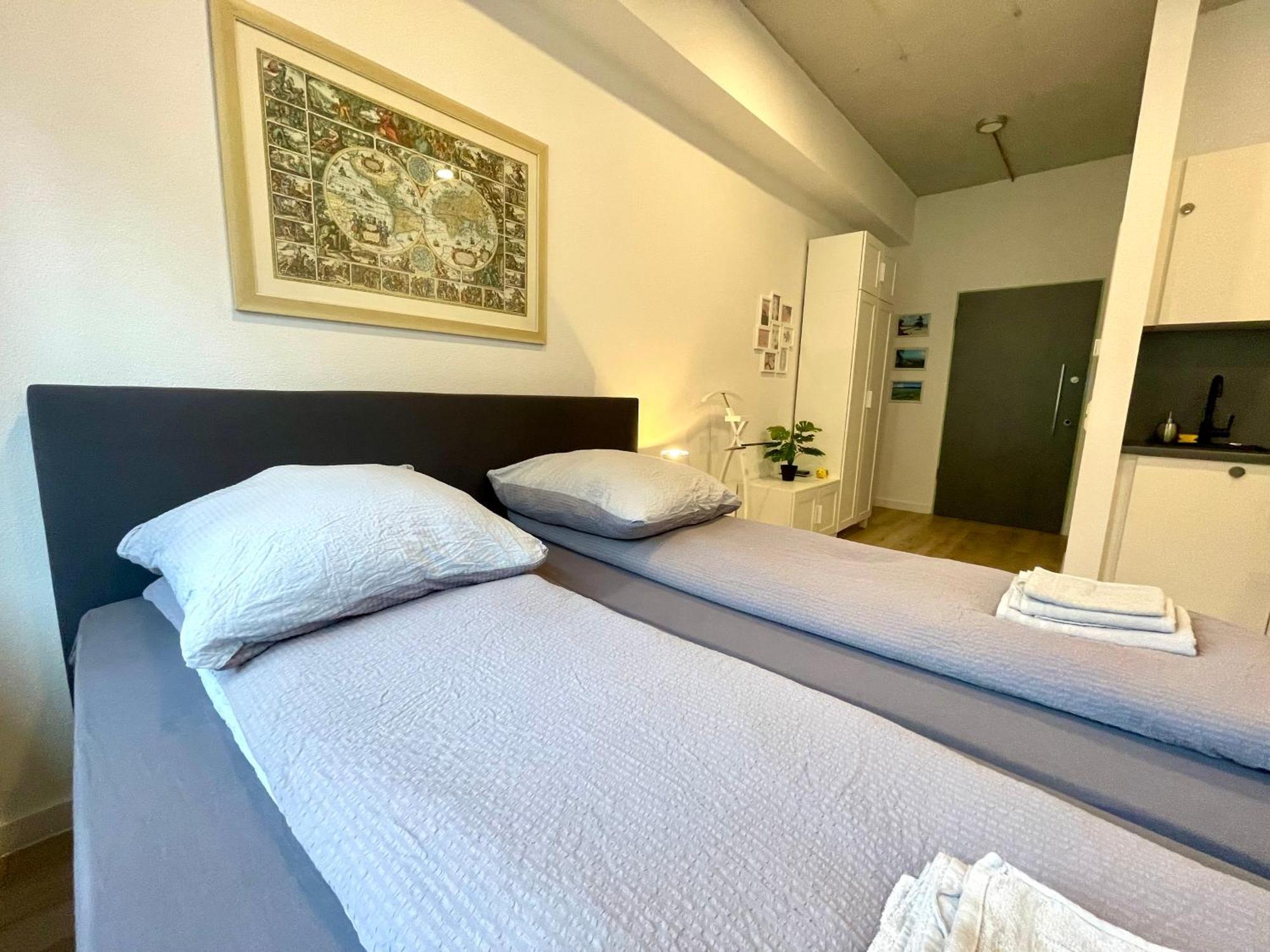 Neu Wunderschoenenes Weisses Apartament Am Schloessle Zentrum Goldstadt Пфорцхайм Экстерьер фото